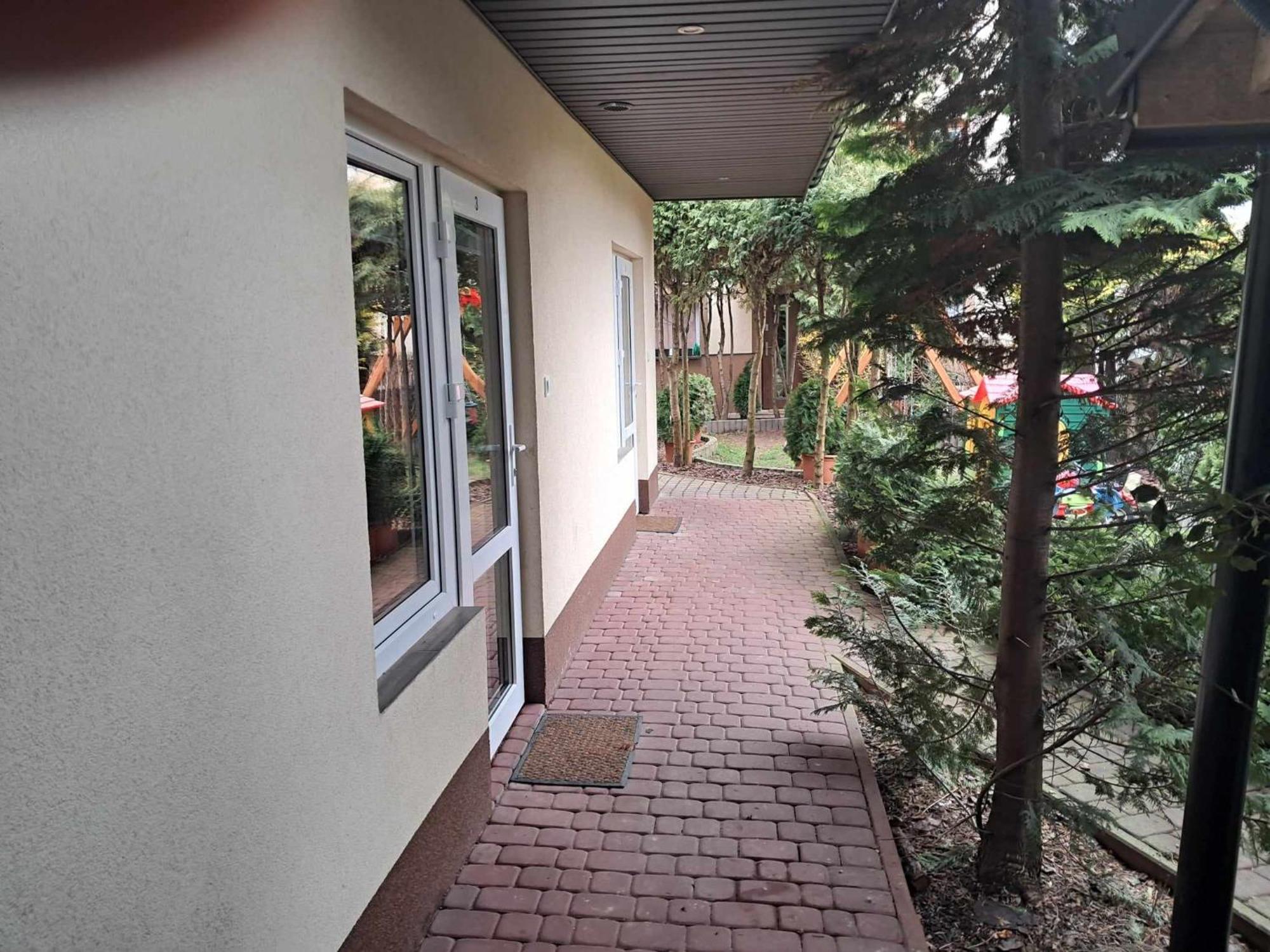 Noclegi Julia Pokoje 1-3 Parter Sniadanie Kontynentalne Kielce Buitenkant foto
