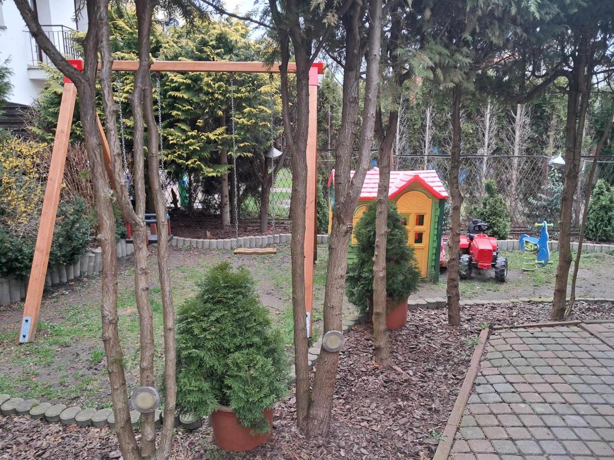 Noclegi Julia Pokoje 1-3 Parter Sniadanie Kontynentalne Kielce Buitenkant foto